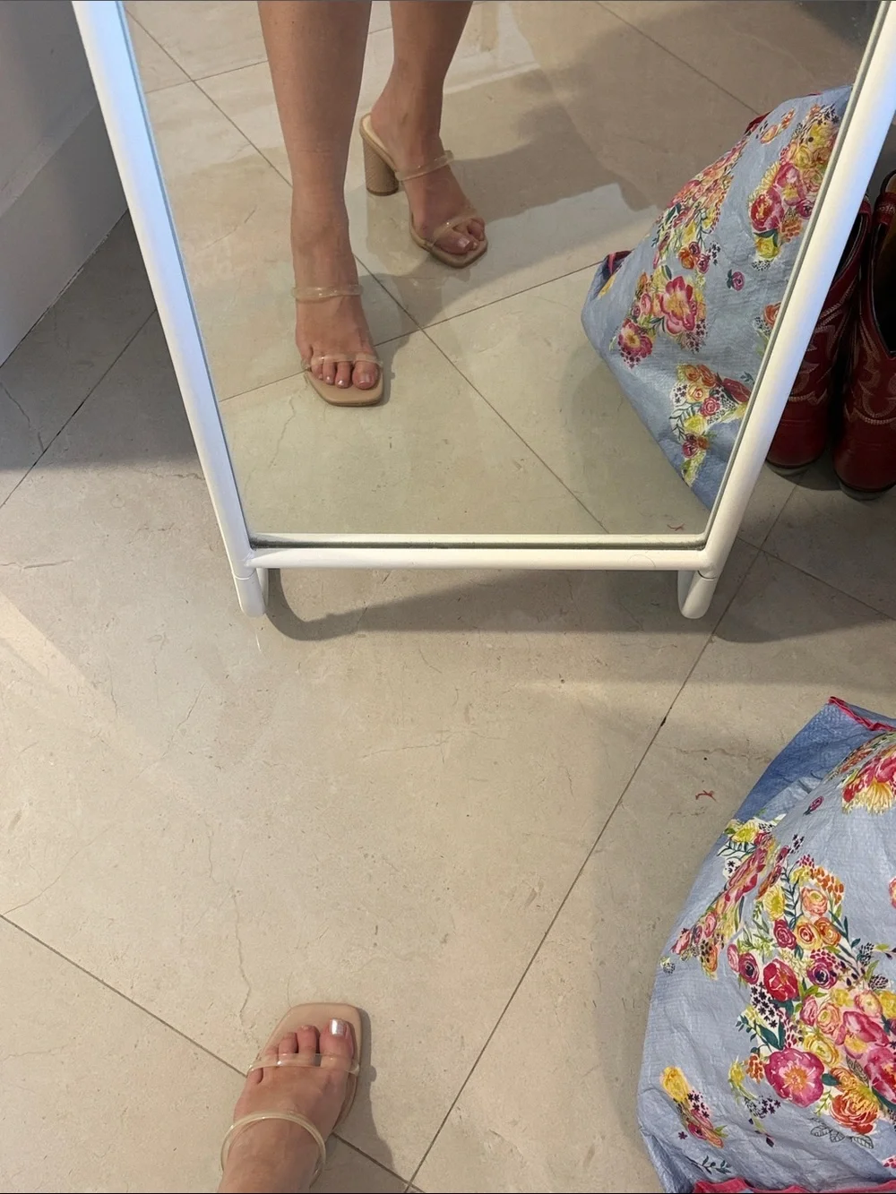 Dolce Vita Noles heels in nude/crystal